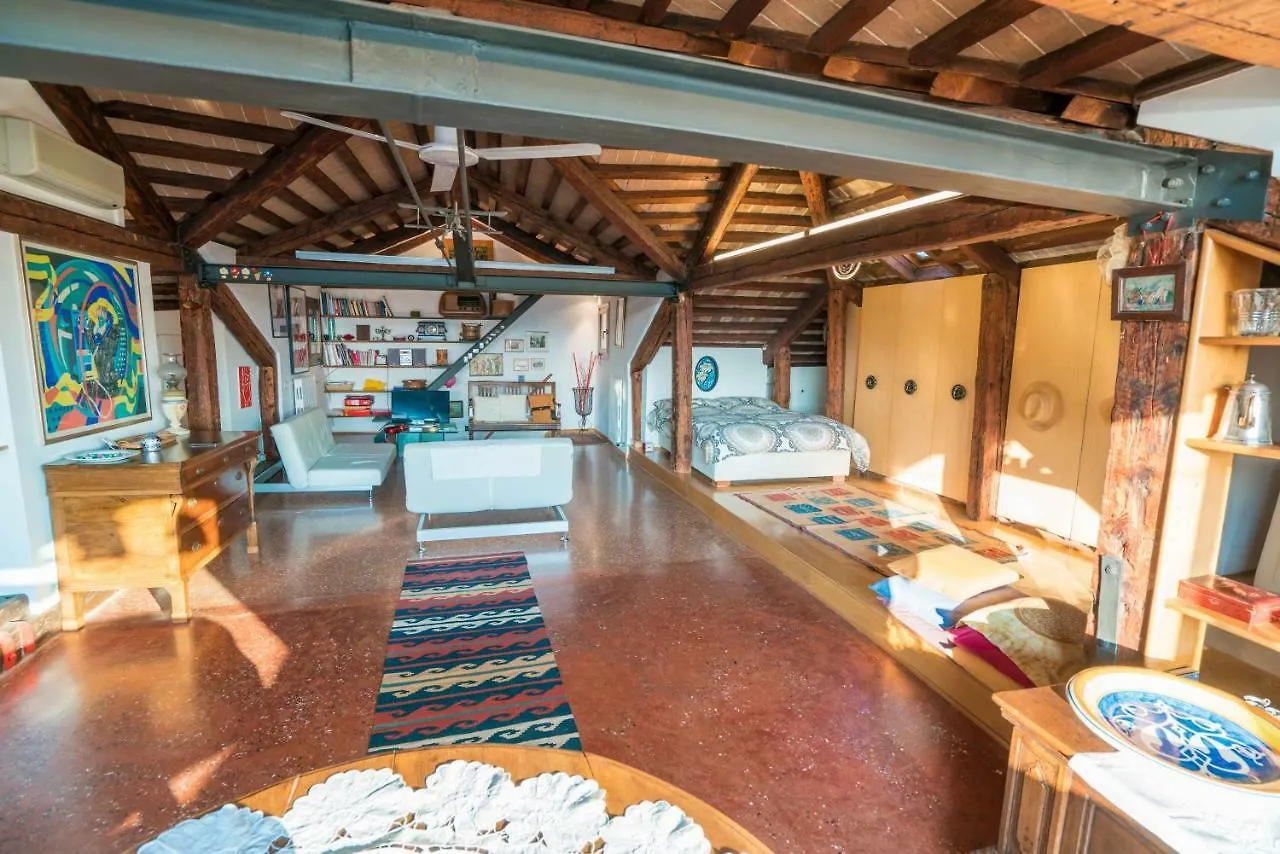 Romantic Penthouse Apartment Venice Italy