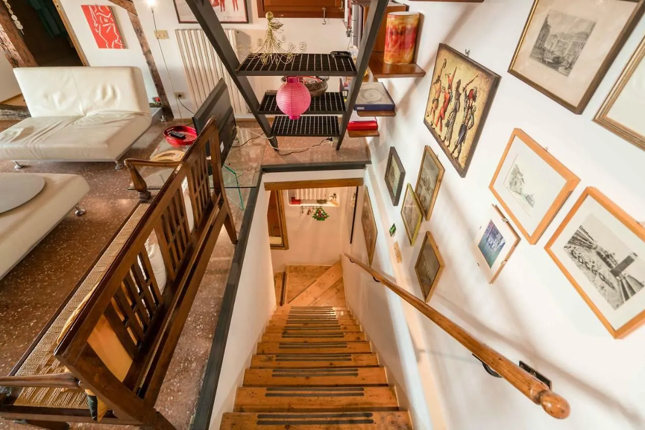 Romantic Penthouse Apartment Venice