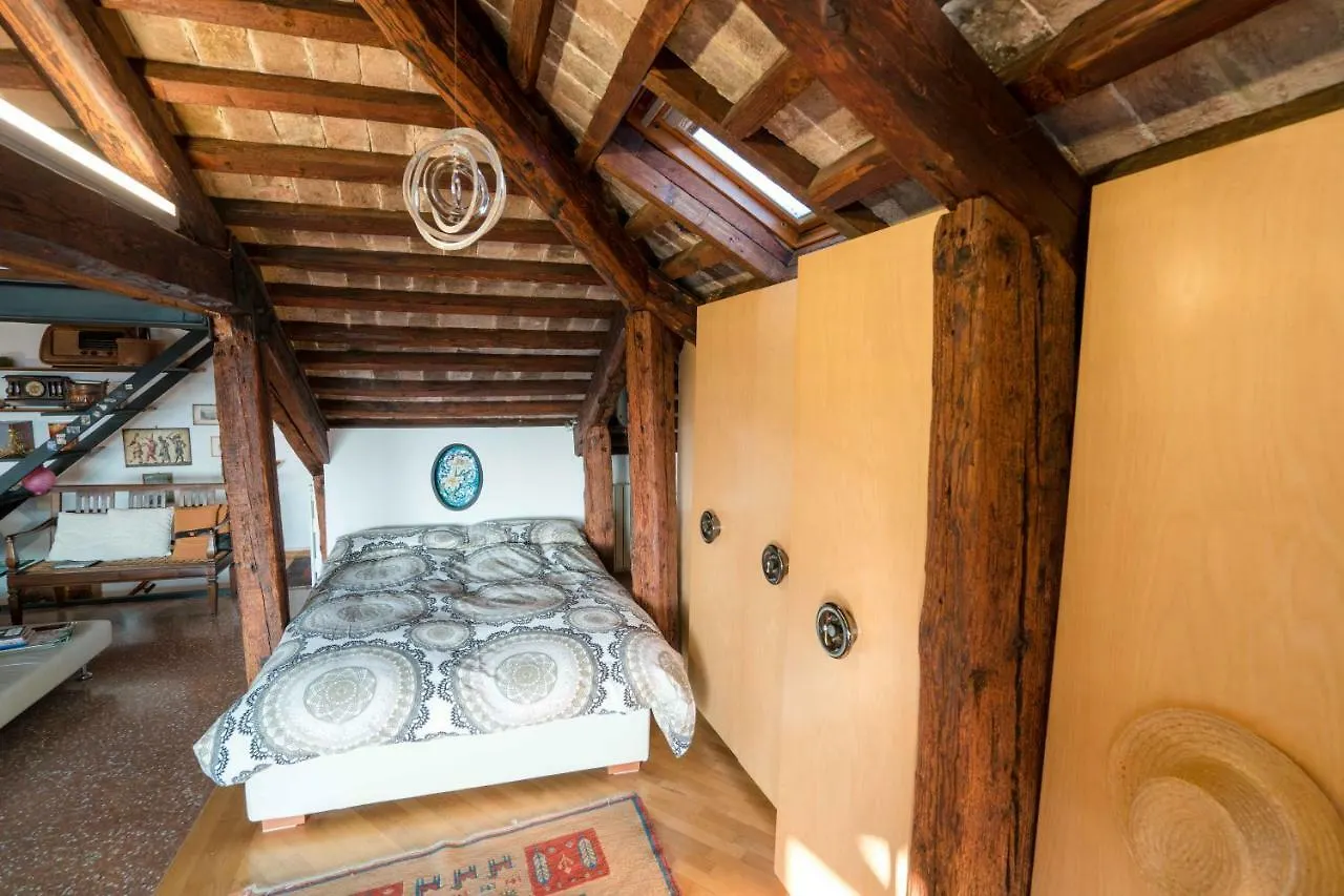 Romantic Penthouse Apartment Venice 0*,